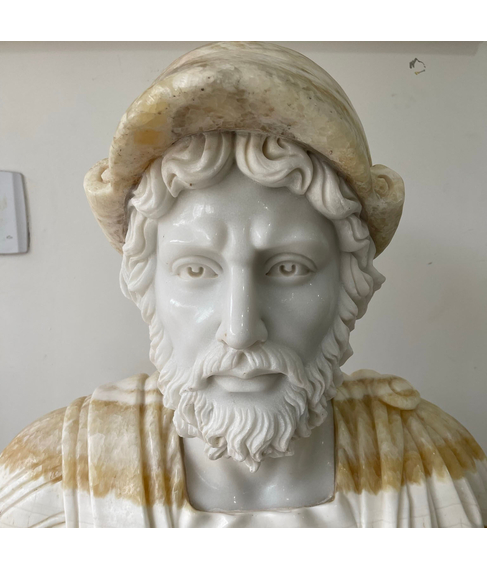 imagem de Busto em Mrmore Soldado Romano 78cm - BMP031