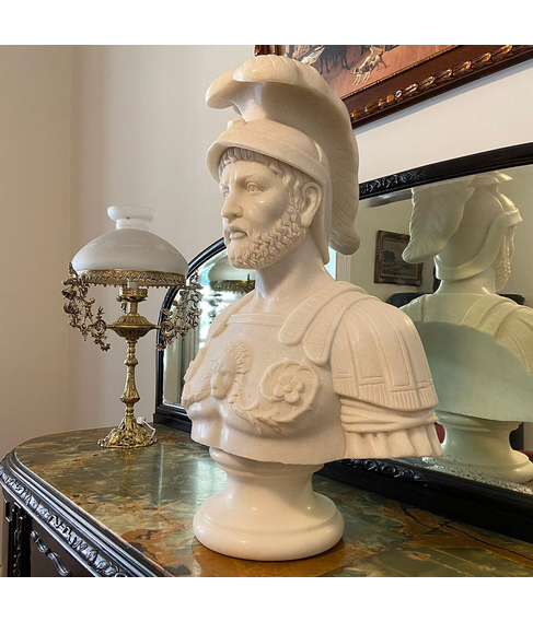 imagem de Busto em Mrmore Soldado Romano 79cm - BMP032