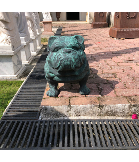 imagem de Escultura Cachorro Bulldog Ingls 54cm - VRF249A