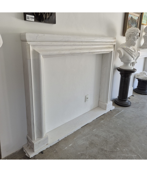 imagem de Lareira Pacentro em Mrmore Branco 152cm - VRMP358