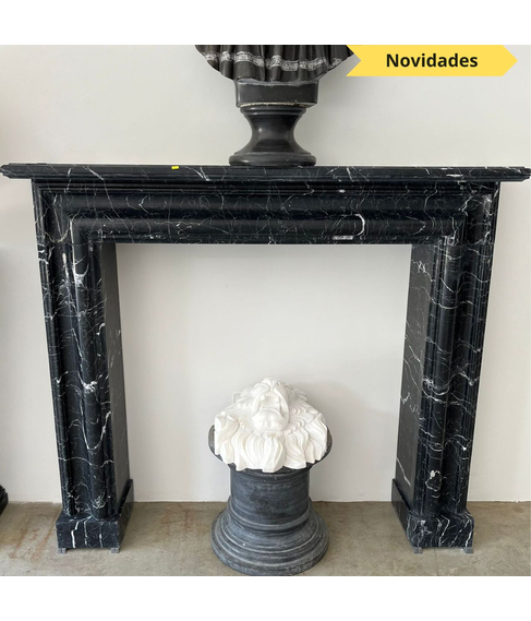 imagem de Lareira Vicenza em Mrmore Preto 125cm - VRMP355