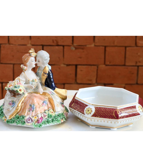 imagem de Porta Joias Porcelana casal 24cm - VRPC203